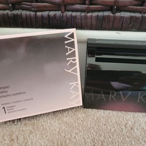 MaryKay compact
